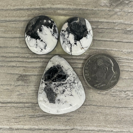 White Buffalo Set
