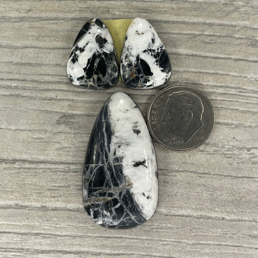 White Buffalo Set