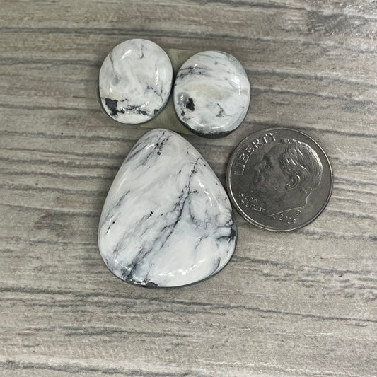 White Buffalo Set